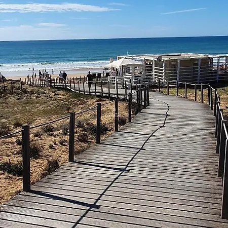 Do Pinhal - By Dalma Portuguesa Албуфейра