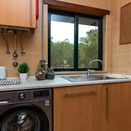 Do Pinhal - By Dalma Portuguesa Албуфейра