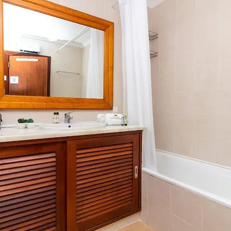 Do Pinhal - By Dalma Portuguesa * Albufeira