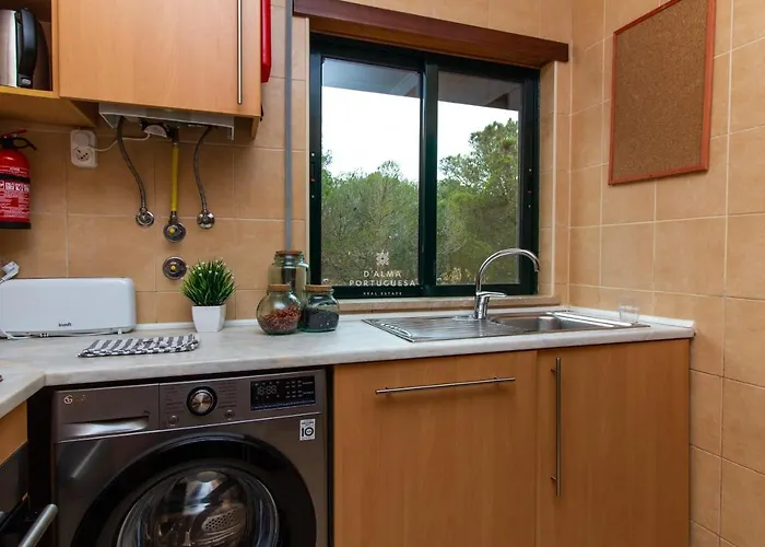 Do Pinhal - By Dalma Portuguesa アルブフェイラ