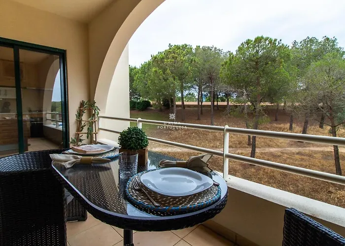 Do Pinhal - By Dalma Portuguesa アルブフェイラ